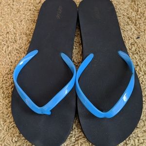 Aerie blue flip flops